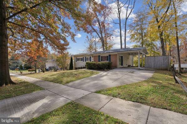 4 DABNEY CT, Rockville, MD 20853