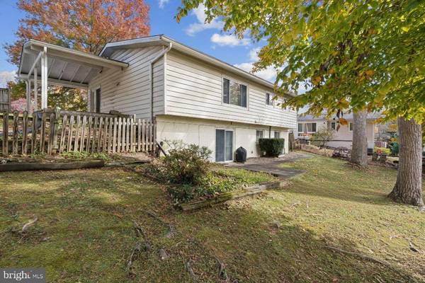 4 DABNEY CT, Rockville, MD 20853