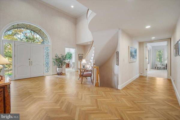 8917 HARVEST SQUARE CT, Rockville, MD 20854