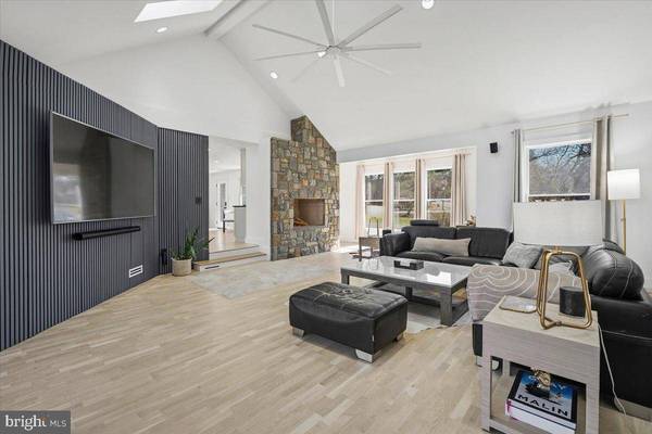 11309 HIDDEN HOLLOW CT, Potomac, MD 20854