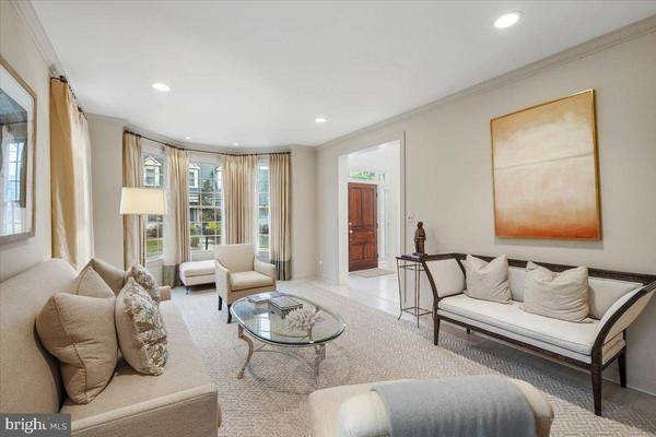 10409 DEMOCRACY LN, Potomac, MD 20854