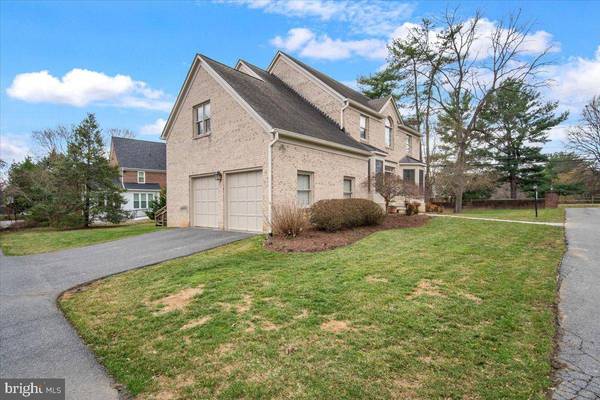 10409 DEMOCRACY LN, Potomac, MD 20854