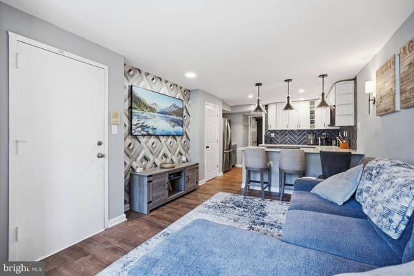 1712 CORCORAN ST NW #2, Washington, DC 20009