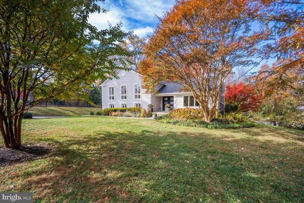 10801 SPRING KNOLL DR, Potomac, MD 20854