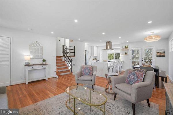 10302 CONOVER DR, Silver Spring, MD 20902