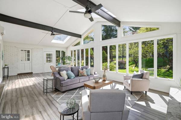 2015 SONDRA CT, Silver Spring, MD 20905