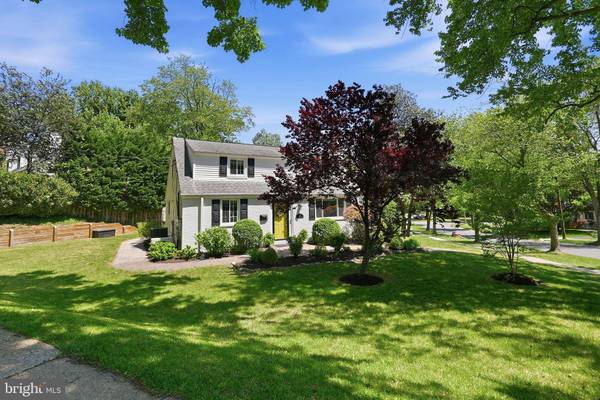 6207 ADELAIDE DR, Bethesda, MD 20817