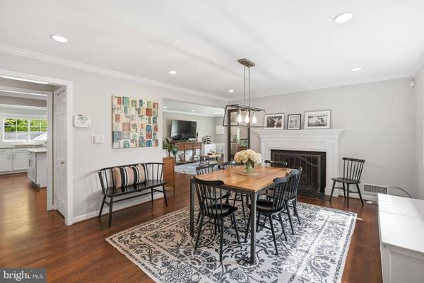 6207 ADELAIDE DR, Bethesda, MD 20817