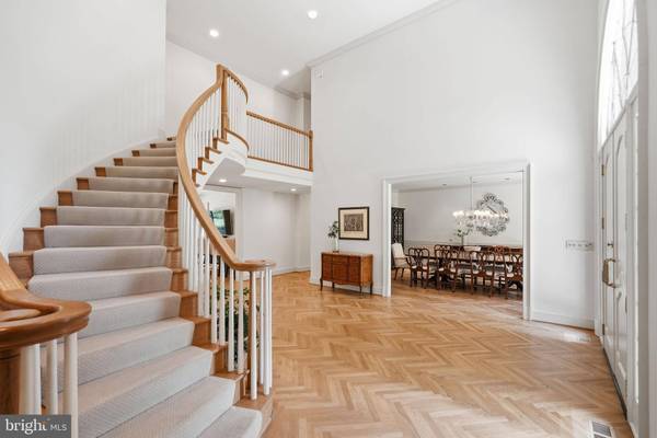 8917 HARVEST SQUARE CT, Potomac, MD 20854