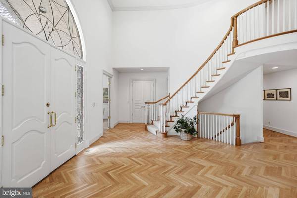 8917 HARVEST SQUARE CT, Potomac, MD 20854