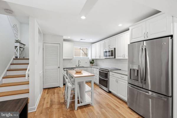 8901 BATTERY PL #34, Bethesda, MD 20814
