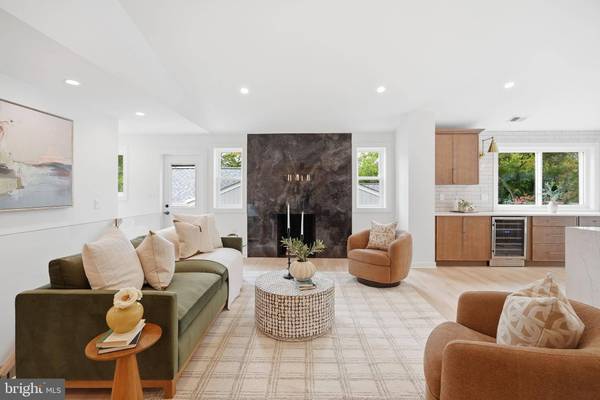 2713 NAVARRE DR, Chevy Chase, MD 20815