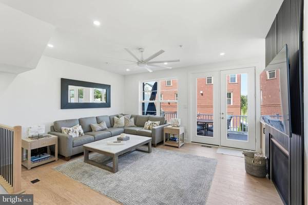 4913 PURDY ALY, Rockville, MD 20850