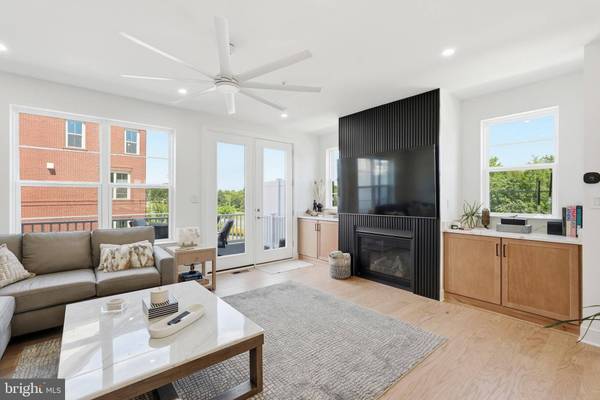4913 PURDY ALY, Rockville, MD 20850