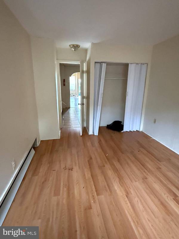 608 POINT ST, Camden, NJ 08102