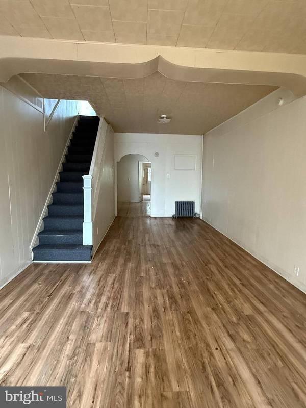 608 POINT ST, Camden, NJ 08102