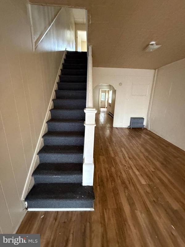 608 POINT ST, Camden, NJ 08102