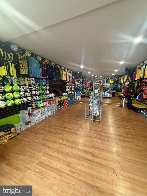 2621 WESTFIELD AVE, Camden, NJ 08105