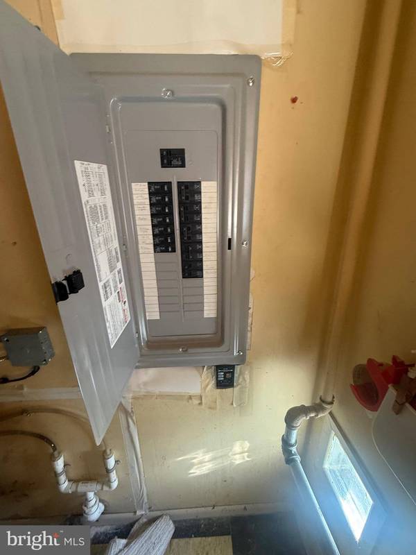 24 HANCOCK LN, Willingboro, NJ 08046