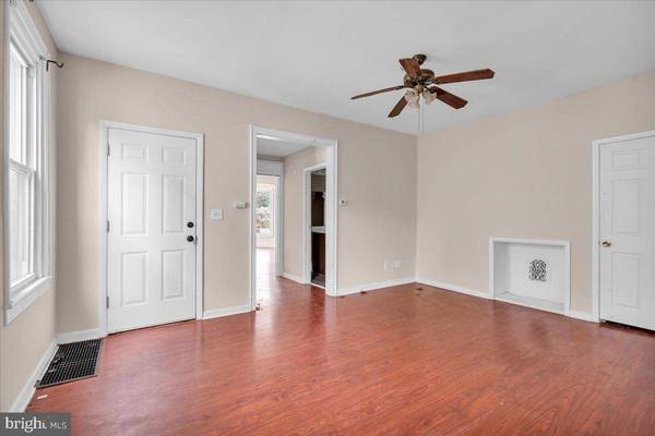 204 HUNTER ST, Woodbury, NJ 08096