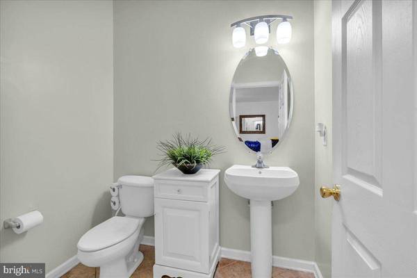 144 PENNSBURY LN, Deptford, NJ 08096