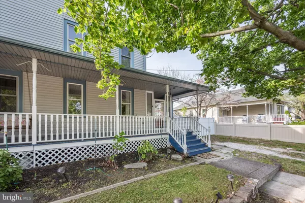 322 WASHINGTON AVE, Laurel Springs, NJ 08021