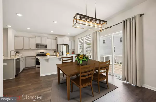 402 MONTE FARM RD, Mt Laurel, NJ 08054