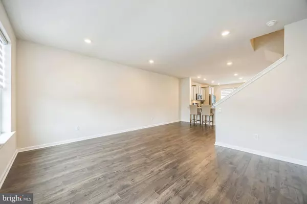 402 MONTE FARM RD, Mt Laurel, NJ 08054