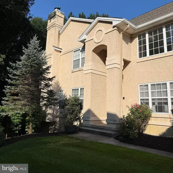 23 BUCKINGHAM PL, Cherry Hill, NJ 08003