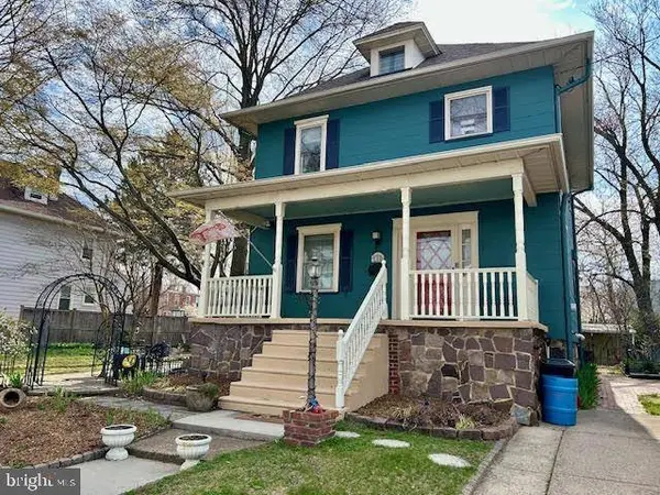 8 MERION TER, Collingswood, NJ 08108