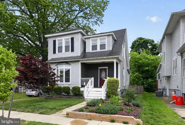 12 E ALBERTSON AVE, Haddon Township, NJ 08108