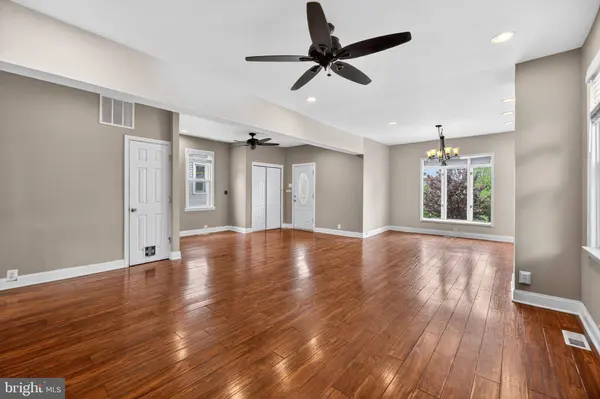 12 E ALBERTSON AVE, Haddon Township, NJ 08108
