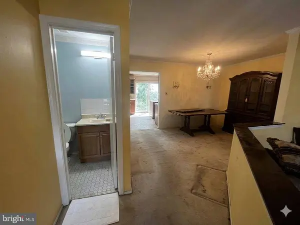 214 LAFAYETTE DR, Swedesboro, NJ 08085