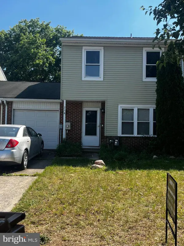 214 LAFAYETTE DR, Swedesboro, NJ 08085