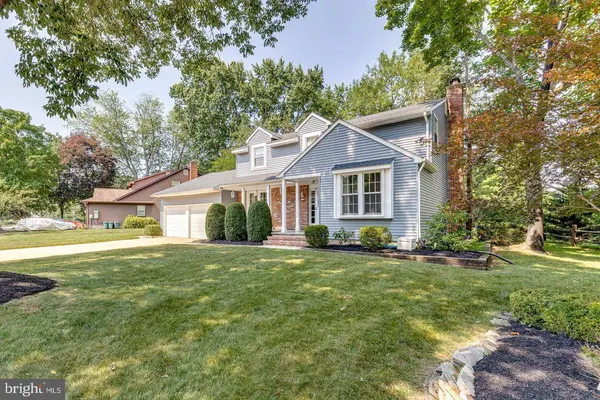 100 KINGSDALE AVE, Cherry Hill, NJ 08003