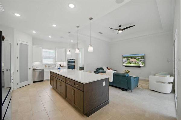 126 NEW LEATHERWOOD DR, Palm Coast, FL 32137