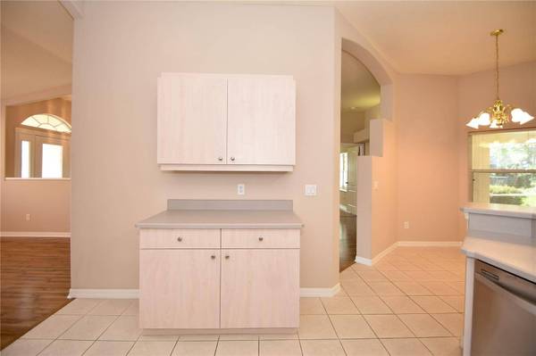 120 WOOD HAVEN DR, Palm Coast, FL 32164