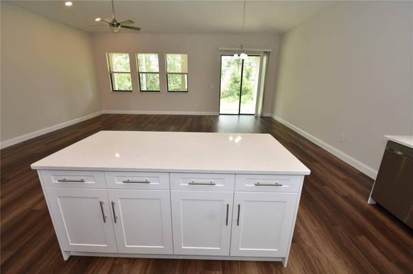 77 GREEN CIR, Palm Coast, FL 32164