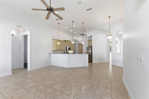 11 WOOD CLIFT LN, Palm Coast, FL 32164