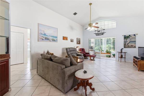 37 SAN JOSE DR, Palm Coast, FL 32137