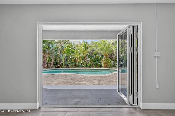 2672 S CENTRAL AVE, Flagler Beach, FL 32136