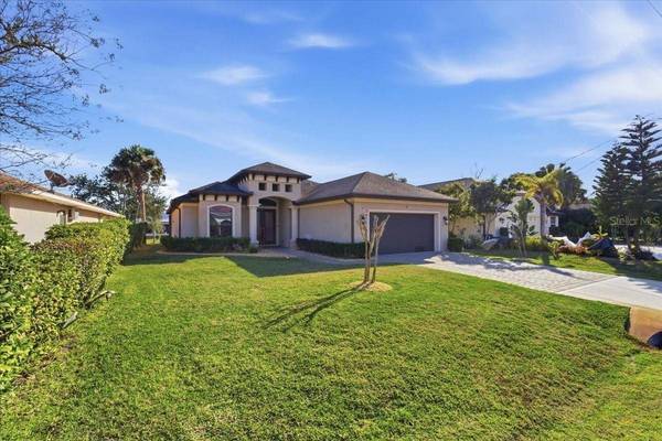 8 COCHRAN LN, Palm Coast, FL 32137