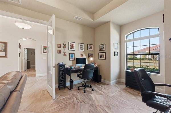 8 COCHRAN LN, Palm Coast, FL 32137