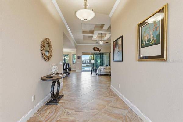 8 COCHRAN LN, Palm Coast, FL 32137