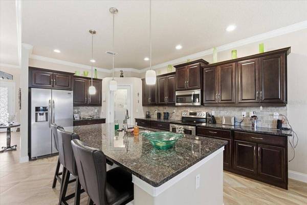 8 COCHRAN LN, Palm Coast, FL 32137