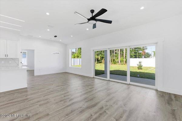 21 BUTTERMILK DR, Palm Coast, FL 32137