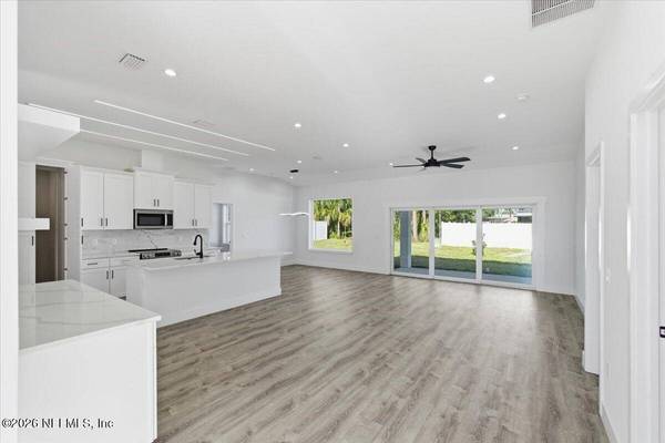 21 BUTTERMILK DR, Palm Coast, FL 32137