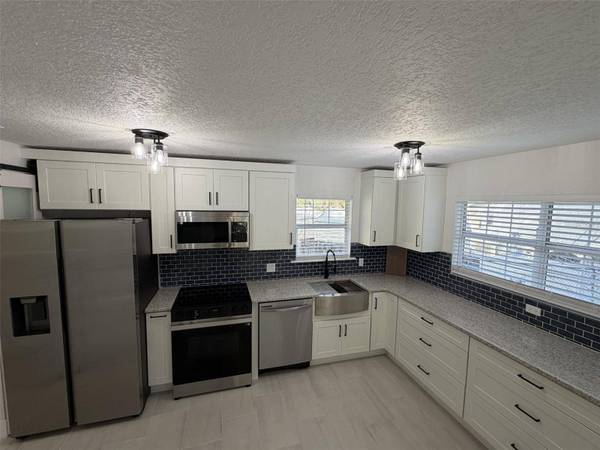 3130 COUNTY RD 13, Bunnell, FL 32110