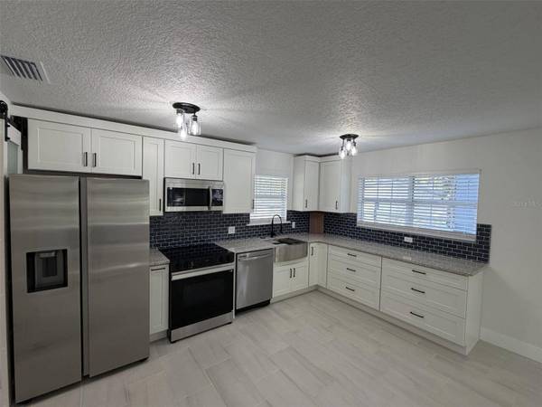 3130 COUNTY RD 13, Bunnell, FL 32110