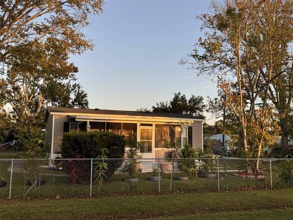 1111 AVENUE G, Ormond Beach, FL 32174